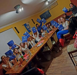 Auch für die Großen kam der Weihnachtsmann.