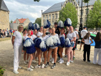 Zwischen zwei  Auftritten gesellt sich Olympiasiegerin Heike Drechsler zu uns.